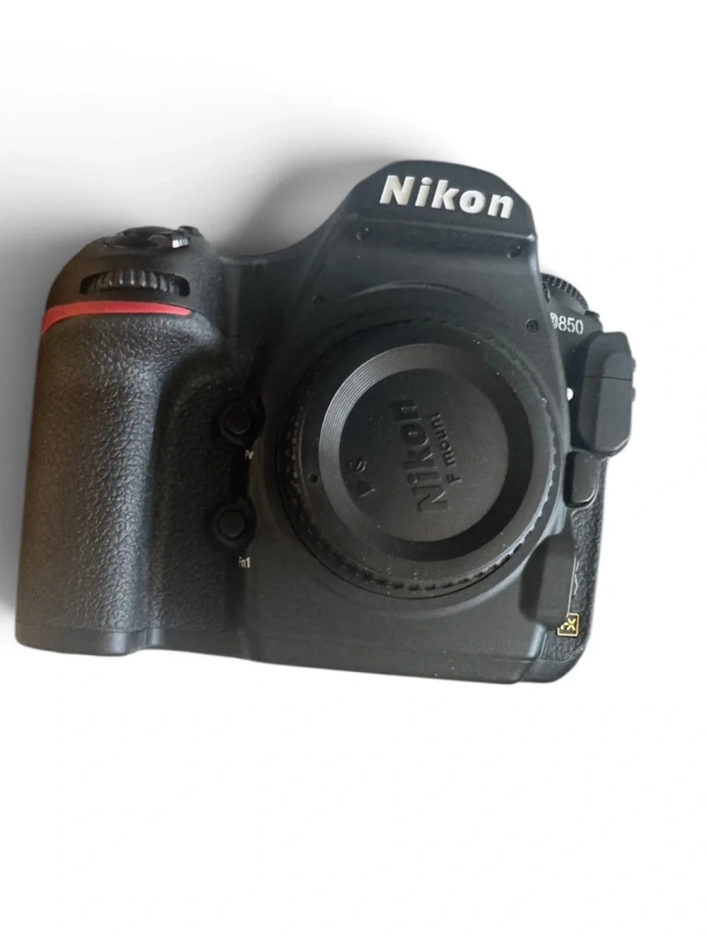 Nikon D850 DSLR Camera Body in Black